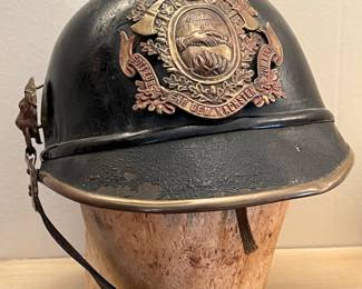 ANTIQUE 19TH CENTURY GERMAN FIRE FIGHTER HELMET