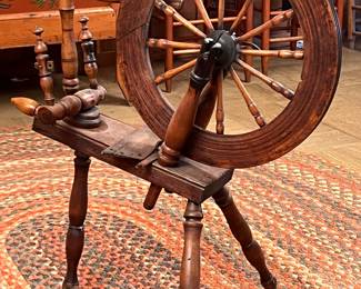 ANTIQUE FLAX WHEEL