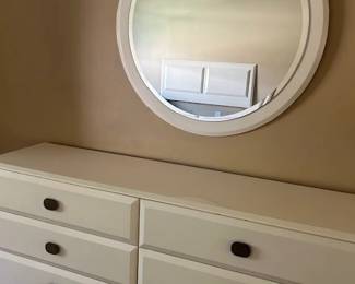 pam dresser mirror