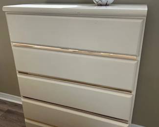 bd tall dresser