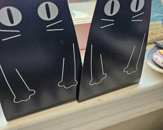 MEOW BOOK ENDS