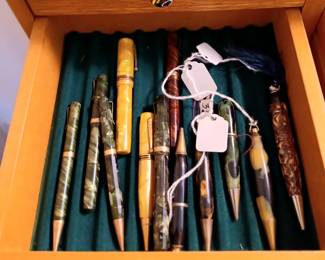 Assortment of Vtg Pens