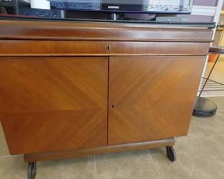 Art Deco mixer cocktail cabinet