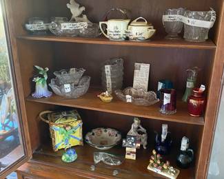 China cabinet contents