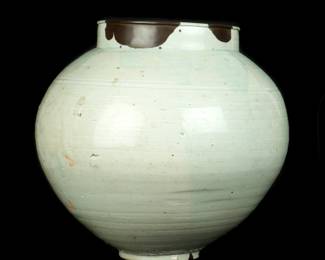 Lot 84: Large Korean Goryeo Dynasty Moon Jar