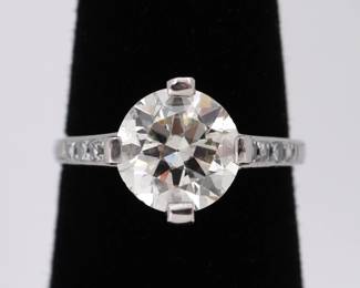 Lot 90: 18k/Platinum 2.5 Ct Diamond Solitaire Ring