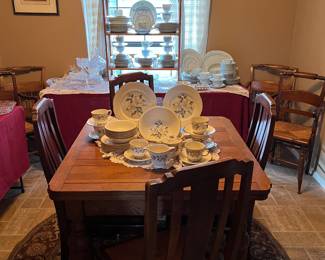 SWEET SOLID OAK DRAW LEAF TABLE AND FOUR CHAIRS