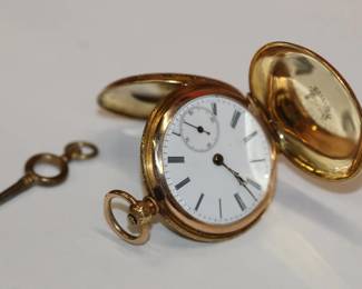 18 Kt Gold Pocket Watch diameter 1.5"
