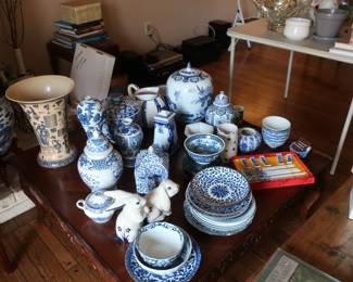 blue  and  white  asian  style  pottery