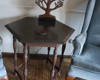 vintage  6  sided  table    lamp  is  not  for  sale