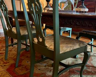 Loving these set of 6 chairs!