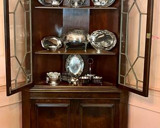 The absolute finest Chippendale clever cabinet in mahogany circa 1790!!!