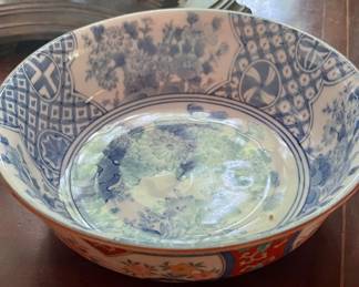 Old Japan Imari bowl