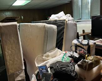 Mattresses / miscellaneous 
