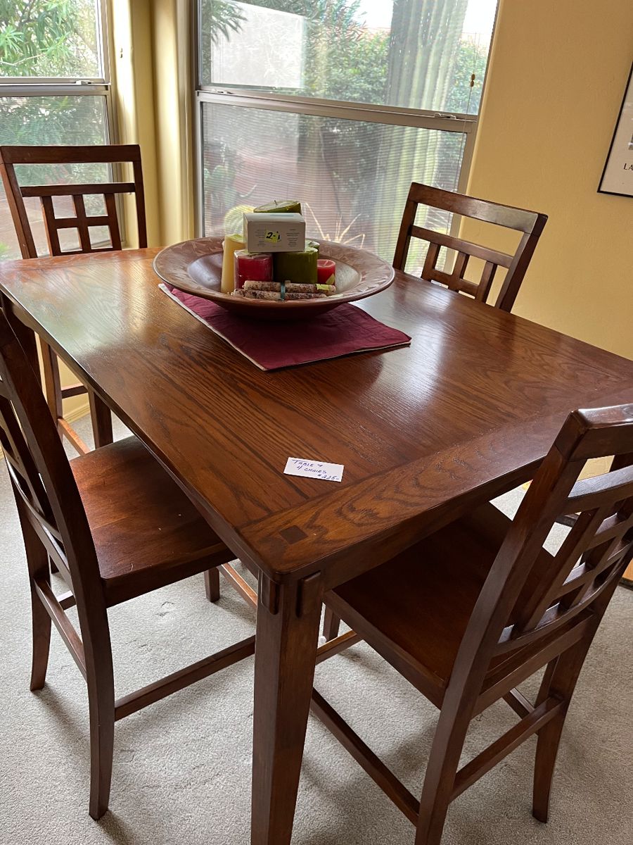 Bar Height Table and Chairs
