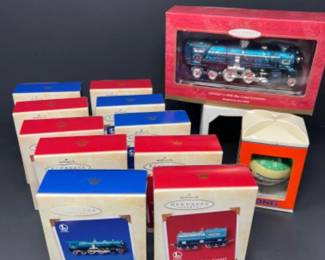 (12) Vintage Lionel Hallmark Keepsake Blue Comet Train Ornaments +