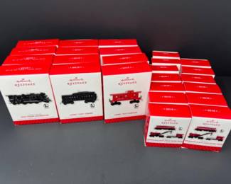 (12) 2013 Hallmark Lionel Train Ornaments + (13) Miniatures