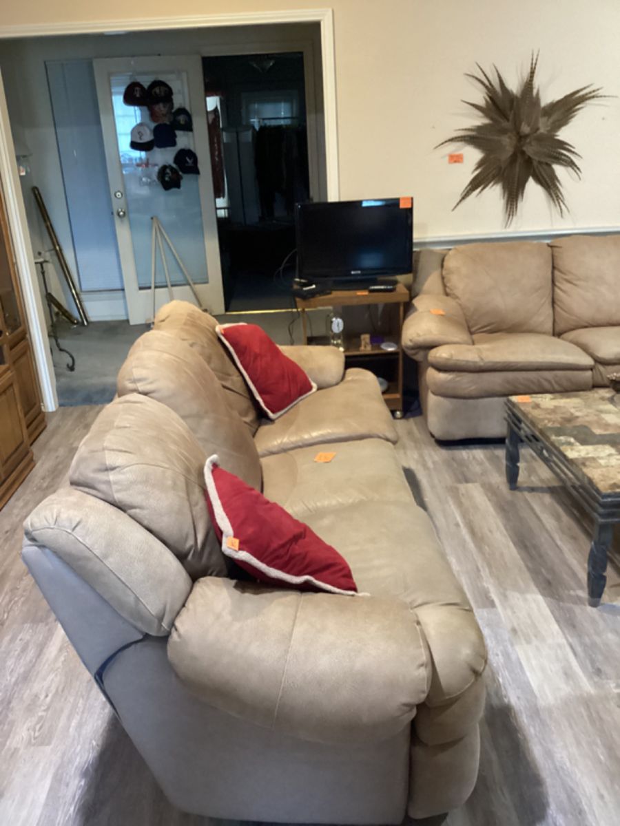 Cedar Hill Estate Sale near w. Beltline & 67 starts on 3/1/2024