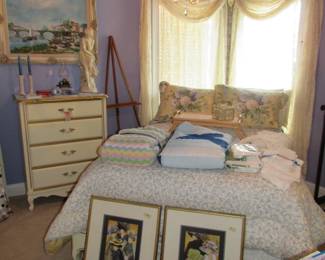 full bed, bedding pictures, easel, artwork, linens