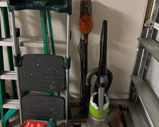 Shark and Bissell vacuums for sale
