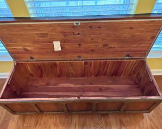 Lane Cedar Chest