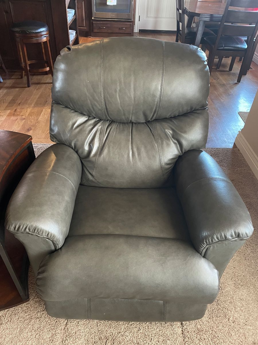 Hidden Treasures Estate Sales in Wichita, KS starts on 3/7/2024