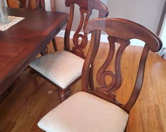 Like new mahogany dining table set