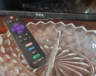 TCL  flat screen TV