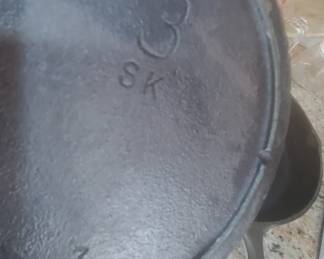 Cast iron skillet 