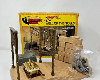 1982 Kenner Indiana Jones Well of the Souls Toy - Open
