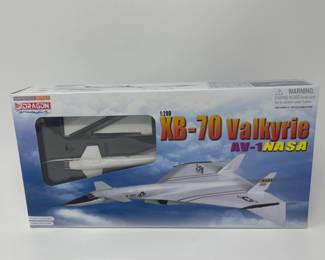 NIB Dragon Wings Warbirds Series XB-70 Valkyrie AV-1 NASA