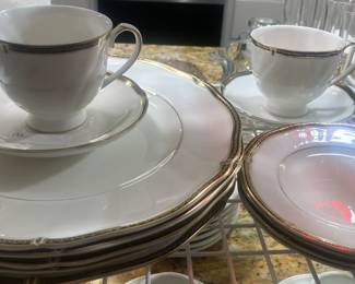 Four 5-piece place settings of Wedgwood "Windsor Black" china