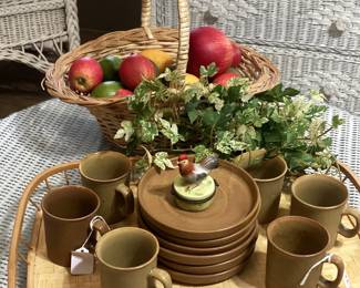 Snack/coffee mug set