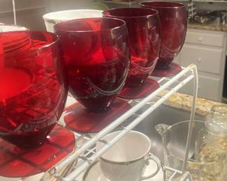 Red glassware