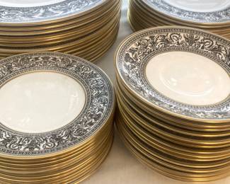 55 pieces of lovely Wedgwood "Florentine" china from England