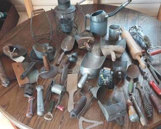 "Sudlow Trail Treasures" in Graniteville, SC Starts Closing Sat 3/2 at 8p. Pickup: Mon 3/4 from 1-6p. Please click here to view more photos, descriptions, and current bids: https://ctbids.com/estate-sale/27043