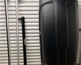 "Riverwatch Showpieces" in Augusta, GA Starts Closing Mon 3/4 at 8pm. Pickup is Wed 3/6 from 3-6pm. Please click here to view more photos, descriptions, and current bids:&nbsp;https://ctbids.com/estate-sale/27017