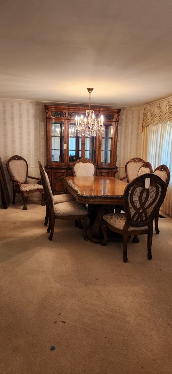 Fabulous Estate Sale In Rush in Lubbock, TX starts on 2/28/2024