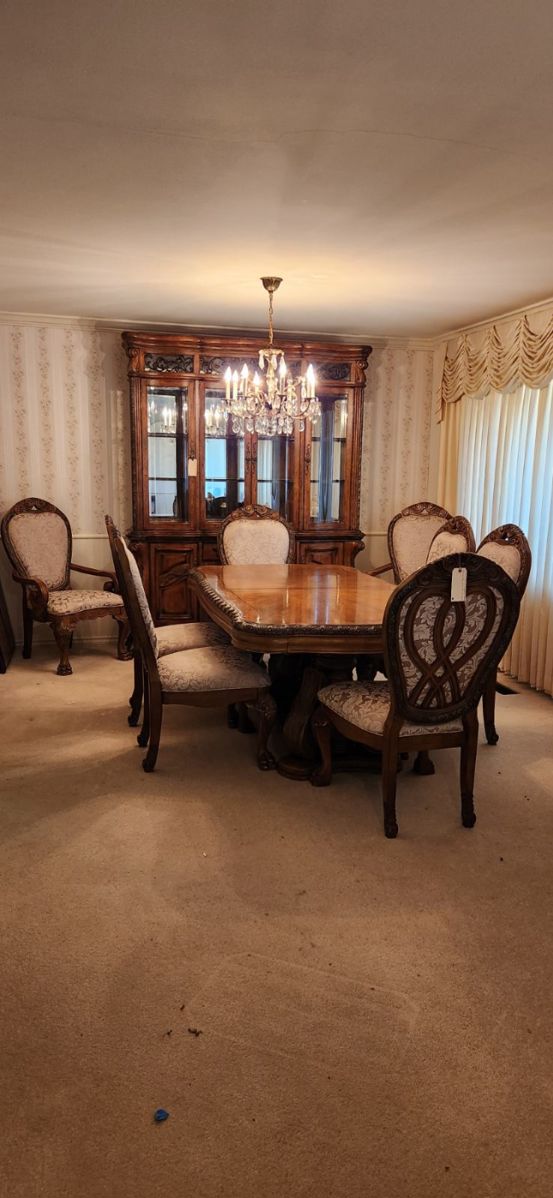 Fabulous Estate Sale In Rush in Lubbock, TX starts on 2/28/2024