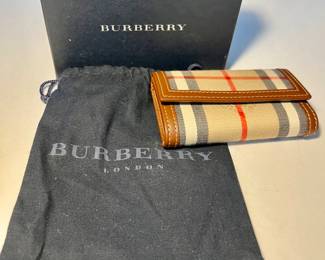 Burberry key case in bag with box