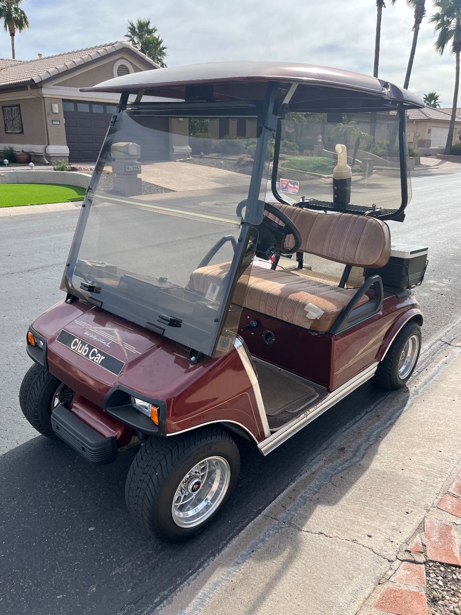 Pebble Creek Goodyear Estate Sale by Everything... starts on 3/1/2024