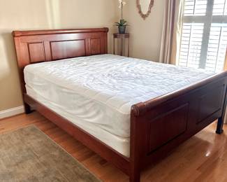 Mahogany Bed - Full Size