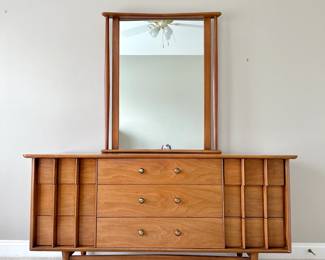 MID CENTURY MODERN - KENT COFFEY THE FORETELLER WALNUT 9 DRAWER DRESSER W/ MIRROR