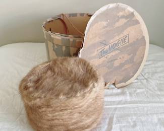 Vintage Pillbox Hat & Case