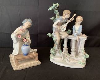 Pair of Lladro Figurines
