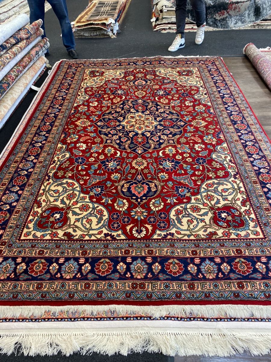 oriental rug imports in Grosse Pointe, MI starts on 3/9/2024