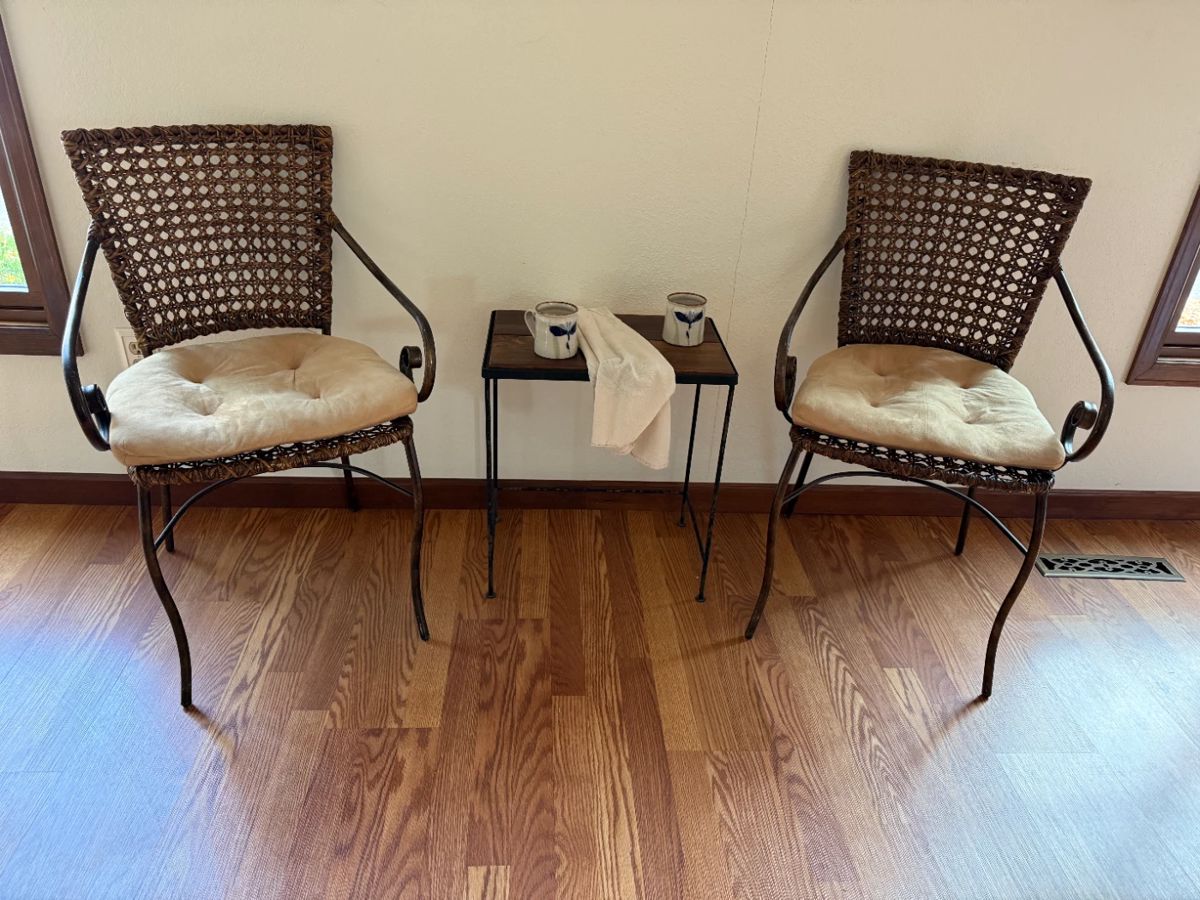 2 Dining chairs
