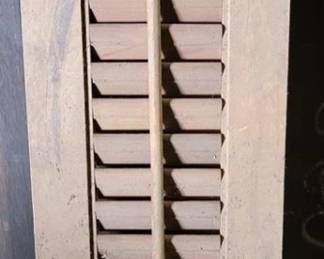 405 - Small Wooden Shutter for Crafts
