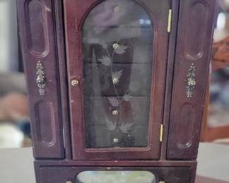 331 - Jewelry Box
