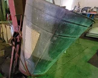 535 - Herd Sure-Feed Broadcaster
